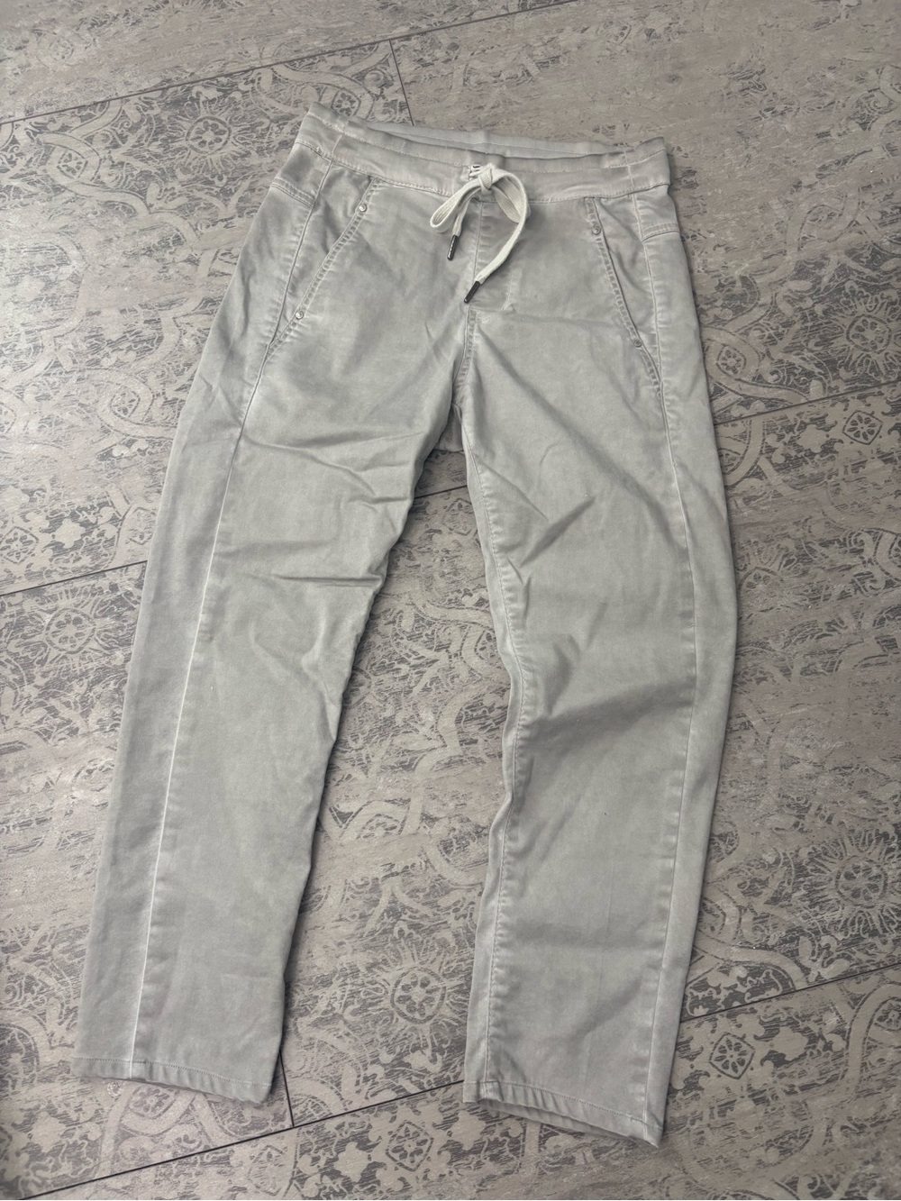 Alembika Size 0 / US 4 - 6 Gray / Silver Drawstring Jeans / Pants | EUC